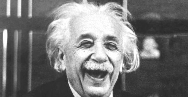 Albert Einstein Neyi İcat Etti Veya Keşfetti?